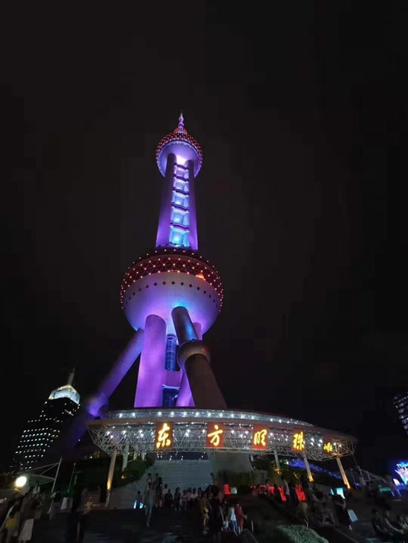 微信图片_20190901095119.jpg 聚焦|闪耀东方明珠 世豹门窗系统新品全球震撼首发